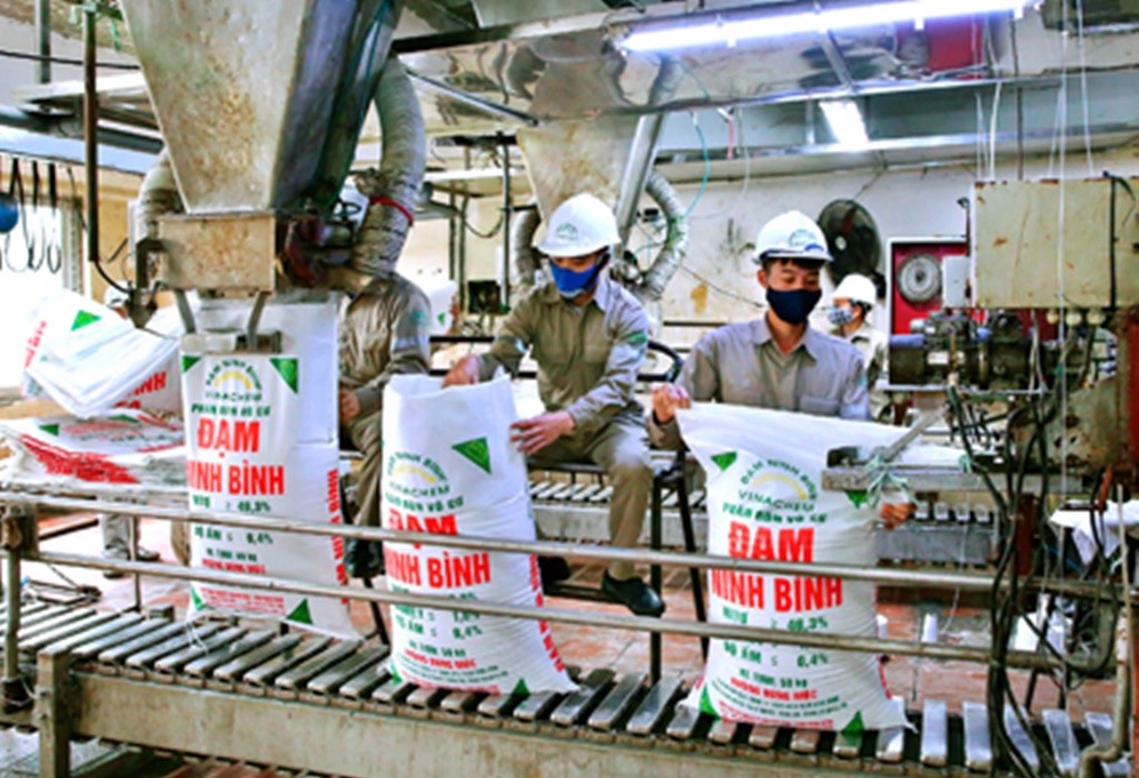 Vinachem: Doanh thu 8 tháng đầu năm 2021 tăng 29,1%, giá trị sản xuất công nghiệp tăng 29% so với cùng kỳ năm 2020