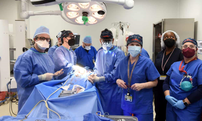 Lần đầu tiên ghép thành công tim lợn cho người sống