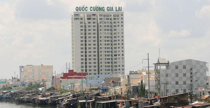 Quốc Cường Gia Lai không có doanh thu từ bất động sản, duy trì “truyền thống” mượn nợ lãnh đạo cả trăm tỷ