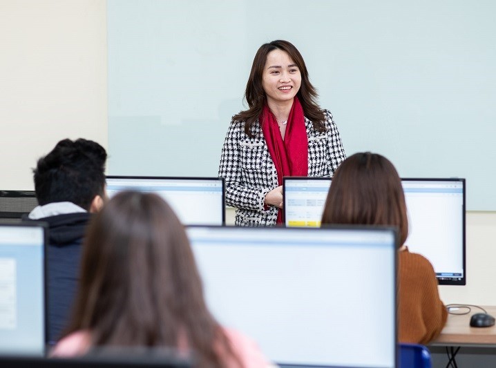 Điều gì cản bước nữ giới tiến tới vị trí lãnh đạo ở trường đại học