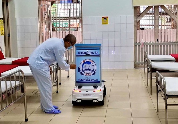 Phát triển robot y tế nội địa: Những vướng mắc về chính sách