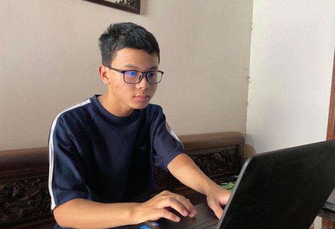 Đã tìm ra nam sinh không dùng điện thoại đạt điểm tuyệt đối khối A toàn quốc kì thi THPTQG 2022