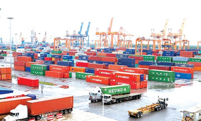 Nửa đầu tháng 7/2022: Thâm hụt thương mại hơn 2 tỷ USD