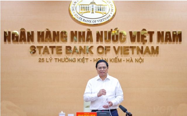 Thủ tướng kêu gọi các ngân hàng thương mại chia sẻ khó khăn, đóng góp tích cực hơn cho nền kinh tế, người dân và doanh nghiệp