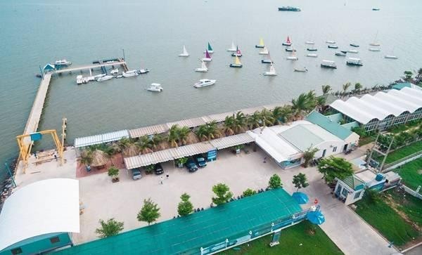 Tháo dỡ các hạng mục sai phép tại dự án bến thuyền du lịch Marina