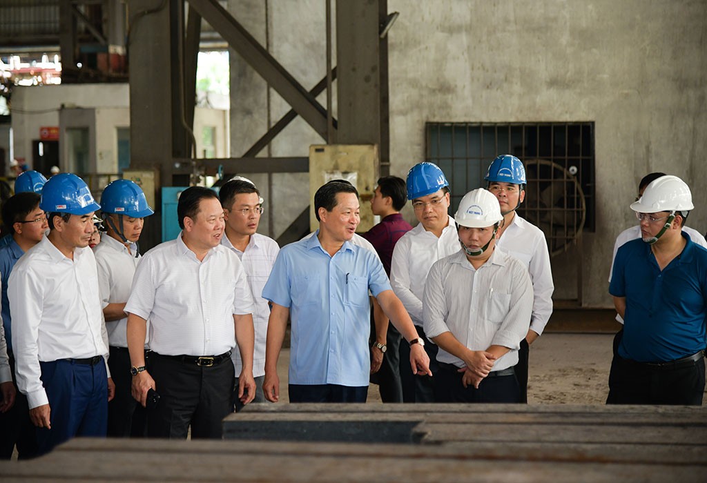 Phó Thủ tướng Lê Minh Khái kiểm tra hai dự án yếu kém thuộc ngành Công Thương tại Lào Cai