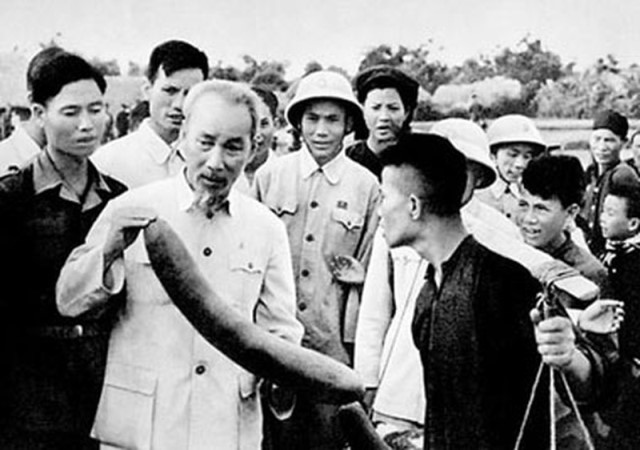 Vài suy nghĩ về việc thực hiện những lời khuyên và ước vọng đạo đức cao cả của Chủ tịch Hồ Chí Minh