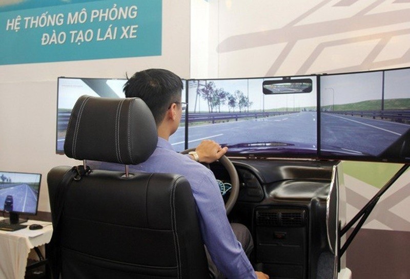 Chưa có cabin học lái xe hợp chuẩn, đào tạo lái xe ô tô trên cả nước có nguy cơ bị tạm dừng