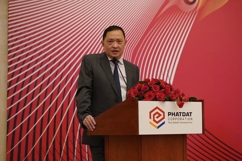 Chủ tịch Phát Đạt và công ty riêng của ông Nguyễn Văn Đạt bị bán giải chấp cổ phiếu PDR