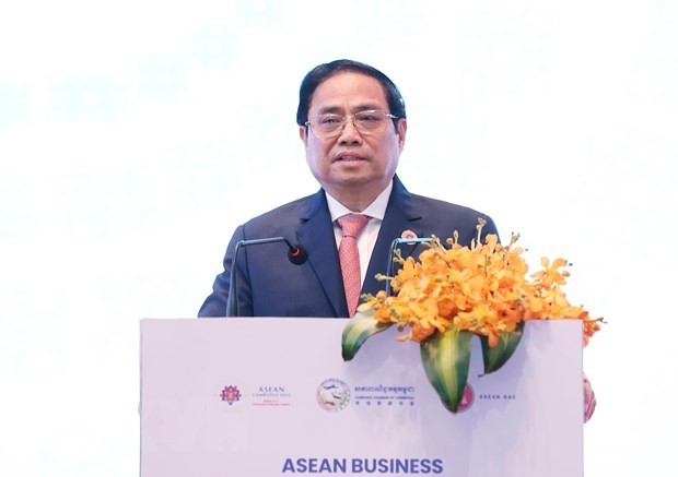Thủ tướng phát biểu tại hội nghị thượng đỉnh kinh doanh, đầu tư ASEAN