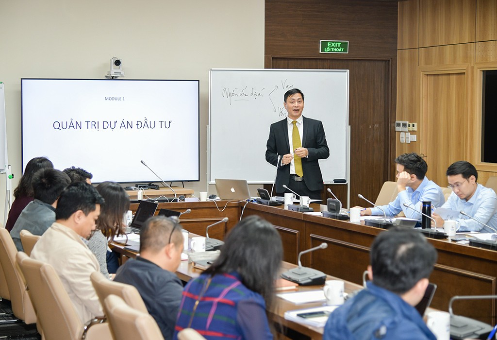 Đào tạo nghiệp vụ thẩm định và đánh giá dự án đầu tư; kiểm tra, giám sát tài chính và đánh giá hiệu quả