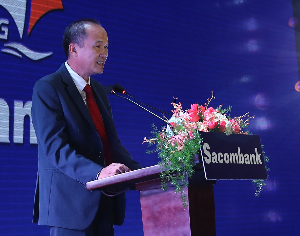 Người nhà Chủ tịch Sacombank Dương Công Minh bán xong 15 triệu cổ phiếu LienVietPostBank, thu 222 tỷ đồng