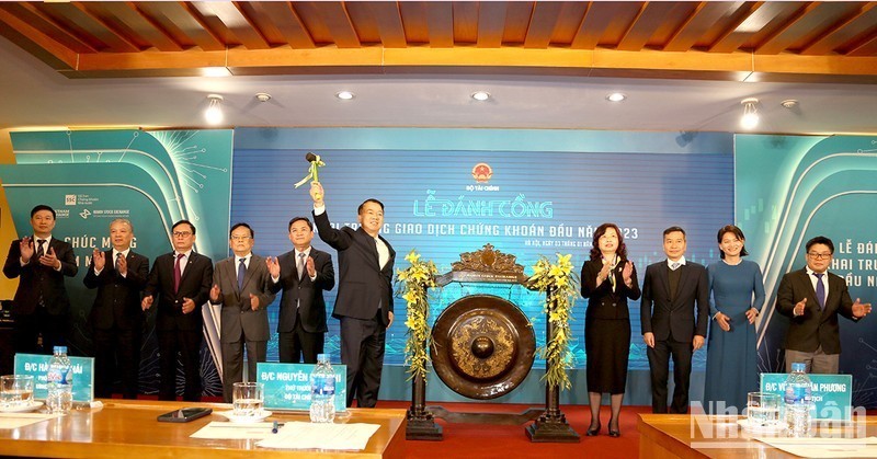 Thị trường chứng khoán Việt Nam kỳ vọng sẽ ổn định và chất lượng hơn trong năm Quý Mão 2023