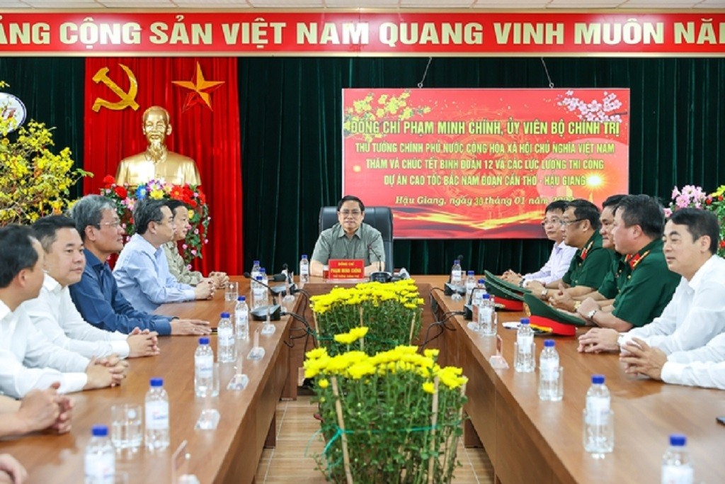 Thủ tướng đôn đốc các dự án cao tốc Đồng bằng Sông Cửu Long, thị sát công trường cầu Mỹ Thuận 2