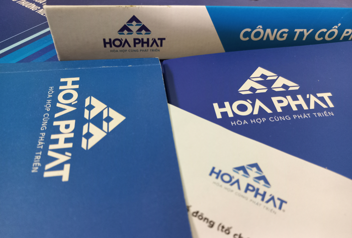 Sếp lớn Hòa Phát muốn chuyển lượng cổ phiếu trị giá 40 tỷ đồng cho người thân