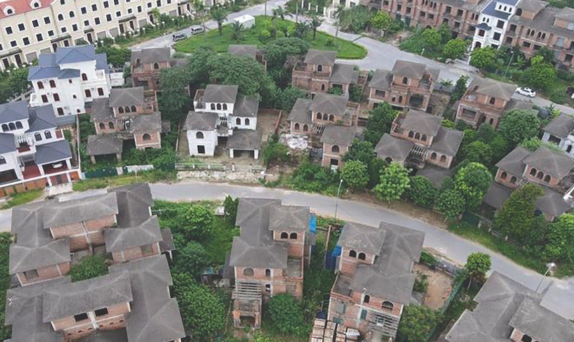 Cần làm gì để “giải cứu” thị trường bất động sản?