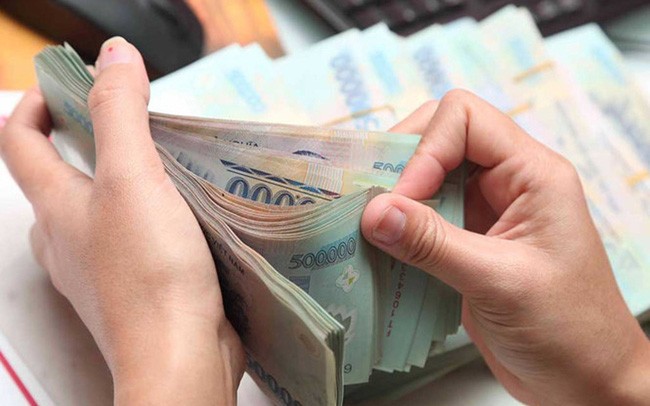 Hoãn thương lượng tăng lương tối thiểu đến cuối năm 2023