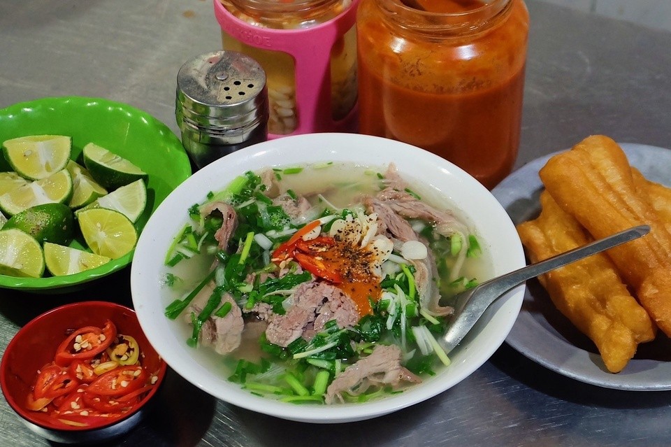 Chủ nhãn hiệu Phở Thìn: ‘Nhà tôi bán phở, không bán thương hiệu’