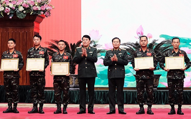 Tuyên dương sĩ quan, chiến sĩ quân đội tham gia hỗ trợ nhân đạo tại Thổ Nhĩ Kỳ