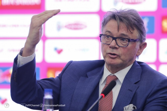 Sốc trước tham vọng của tân HLV ĐT Việt Nam về World Cup 2026