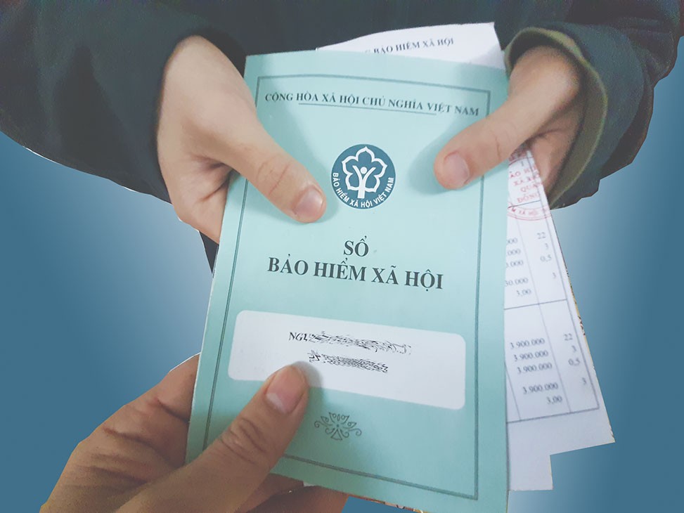 Có phải đóng thêm BHXH tự nguyện khi nghỉ chờ hưu?