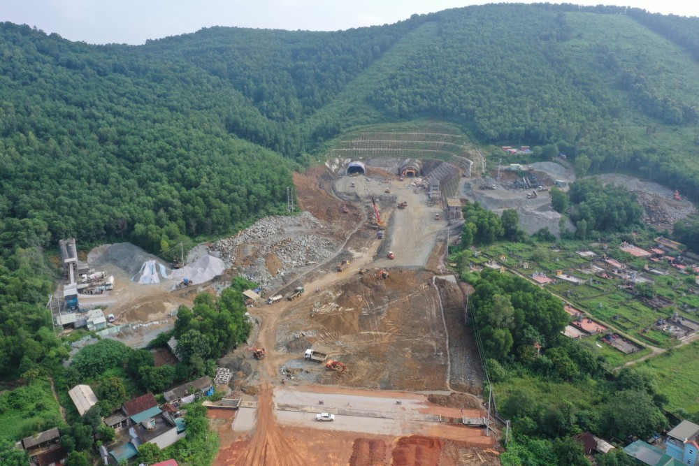 Vì sao xây 37km cao tốc kết nối Khánh Hòa – Buôn Ma Thuột cần 10.400 tỉ đồng?