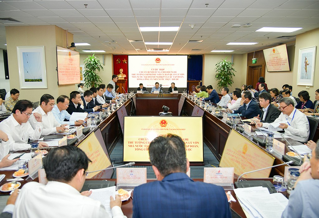 Thực hiện đồng bộ các giải pháp để chỉ đạo, điều hành các Tập đoàn, Tổng công ty giữ vững vai trò nòng cốt của kinh tế nhà nước