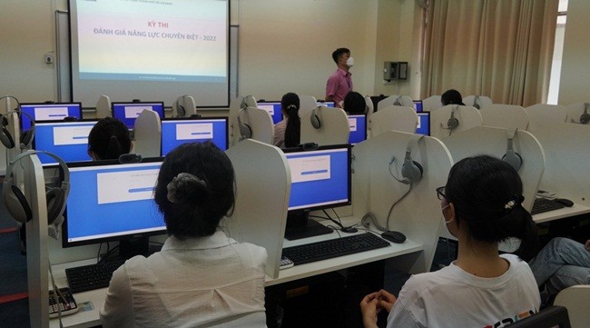 Học sinh lớp 10, 11 thi xét tuyển sớm vào đại học: Nên hay không?