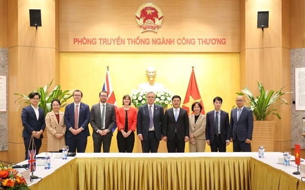 Thúc đẩy hợp tác thương mại, công nghệ xanh giữa Việt Nam và Anh