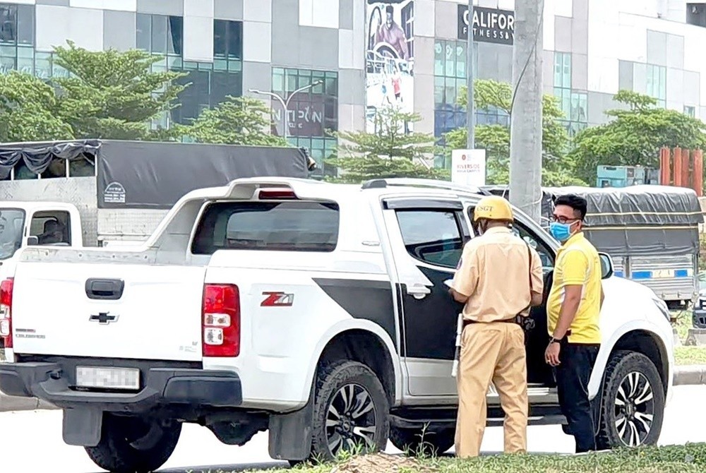 Những quy định dành riêng cho xe bán tải có thể bạn chưa biết