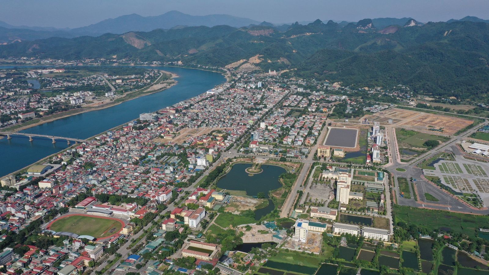 Hòa Bình công bố loạt dự án BĐS chưa đủ điều kiện huy động vốn