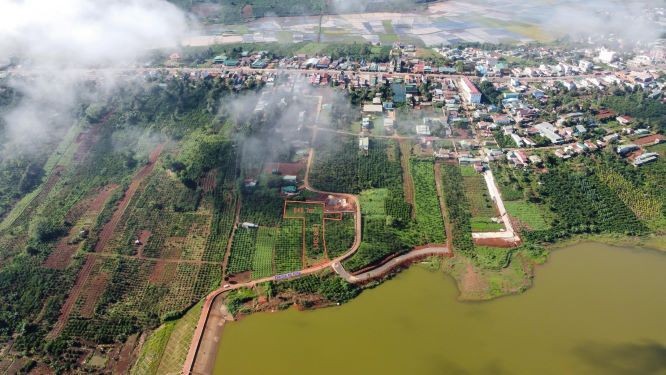 Doanh nghiệp chưa tròn 2 năm tuổi lấy tiền từ đâu làm dự án khu dân cư hơn 900 tỷ đồng tại Lâm Đồng?