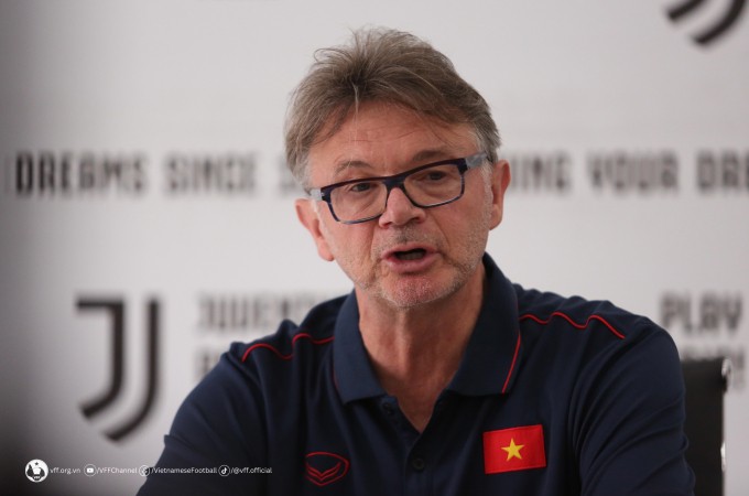 HLV U22 Việt Nam nói gì trước trận mở màn SEA Games 32?