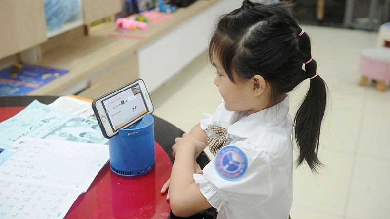 Tạo lập “thế giới số” an toàn, lành mạnh cho trẻ em