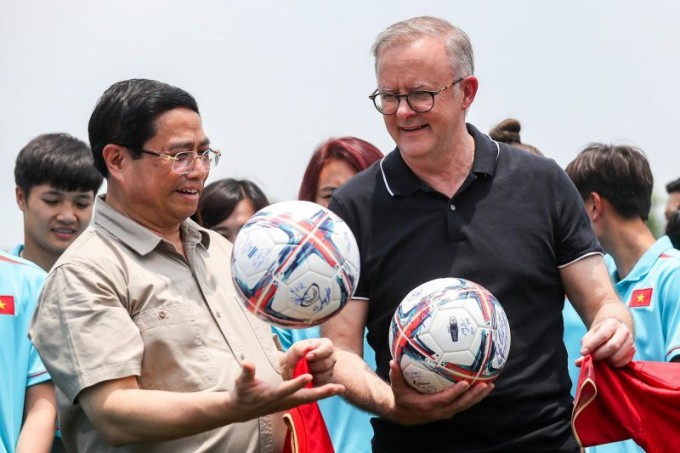 Tuyển Việt Nam đón hai 'yếu nhân' cực kì đặc biệt trước thềm World Cup 2023