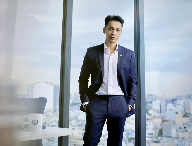 Hé lộ hồ sơ "khủng" của Chủ tịch ACB Trần Hùng Huy, người đang gây "sốt" trên mạng xã hội