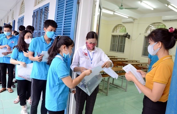 Không để thí sinh phải bỏ thi vì khó khăn kinh tế, điều kiện đi lại