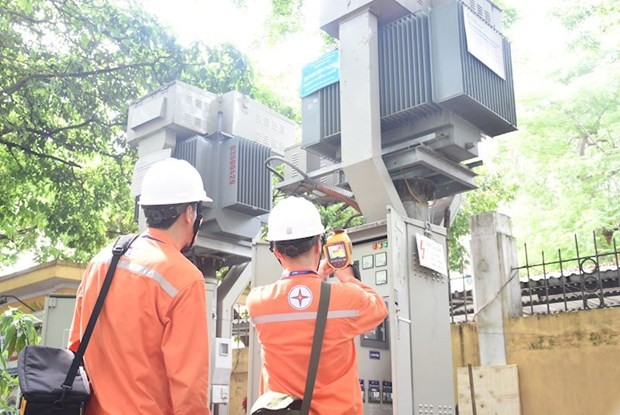 EVNHANOI đảm bảo cấp điện cho các điểm thi tuyển sinh vào lớp 10