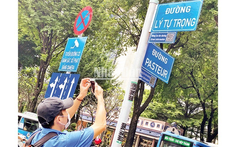 Tiện ích từ mã QR cho tên đường, tên phố