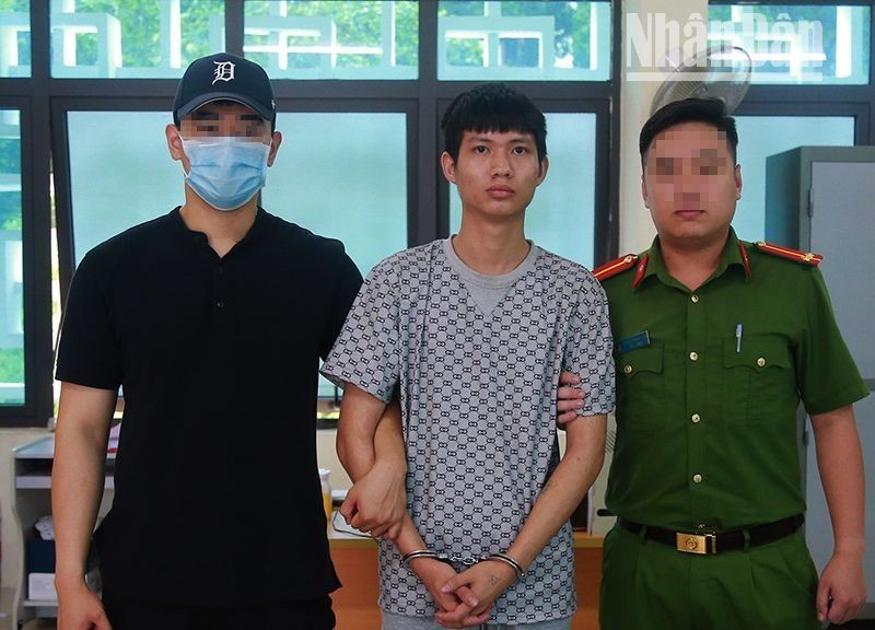 Bắt đối tượng truy nã nguy hiểm lẩn trốn ở khu vực biên giới