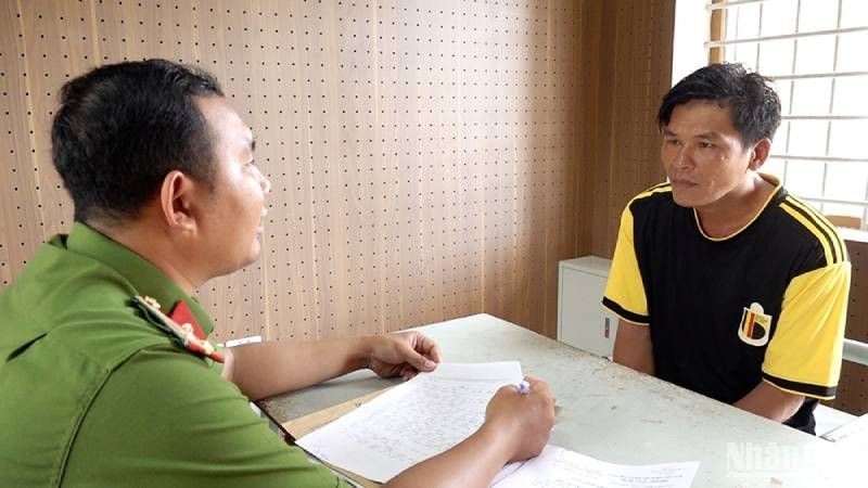 An Giang: Bắt giữ bị can đánh người gây náo loạn trong trụ sở nhà nước