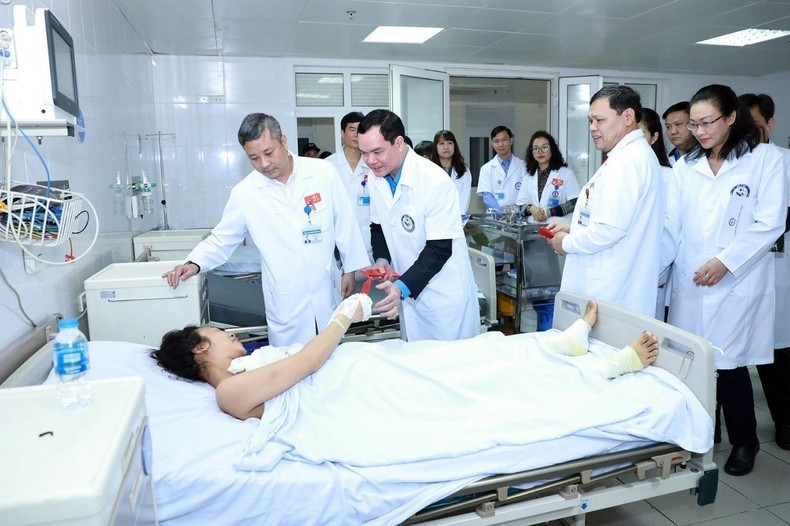 Nhiều chính sách dành cho nhân viên y tế đã "lỗi thời"