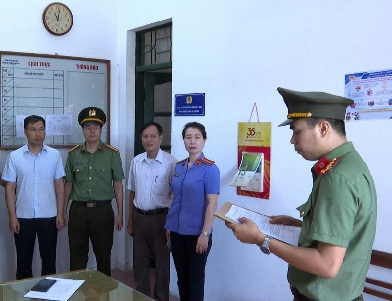 Khởi tố, bắt tạm giam nhiều đối tượng nguyên là lãnh đạo, cán bộ thị xã Phú Thọ