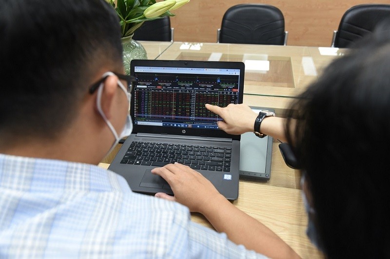 Nhà đầu tư có thể mua bán trái phiếu doanh nghiệp trên sàn từ hôm nay