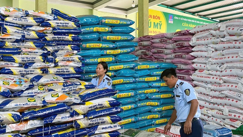 Nỗi lo vật tư nông nghiệp kém chất lượng