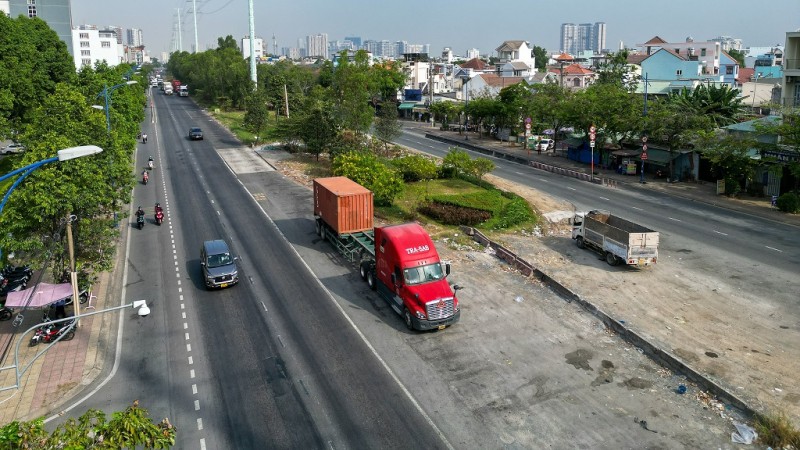 Cắt hợp đồng nhà thầu thi công ì ạch tuyến đường cửa ngõ cảng Cát Lái