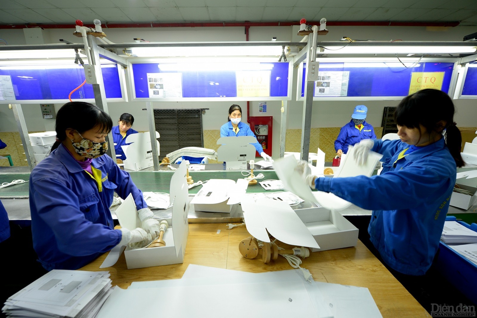 Doanh nghiệp chịu “gánh nặng”, Chính phủ đề nghị giảm phí công đoàn
