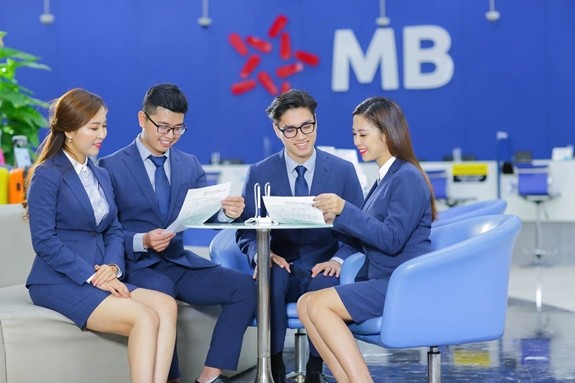 Nắm giữ 40.428 tỷ đồng trái phiếu doanh nghiệp, MBBank vẫn báo lãi khủng hơn 12.700 tỷ đồng 6 tháng đầu năm