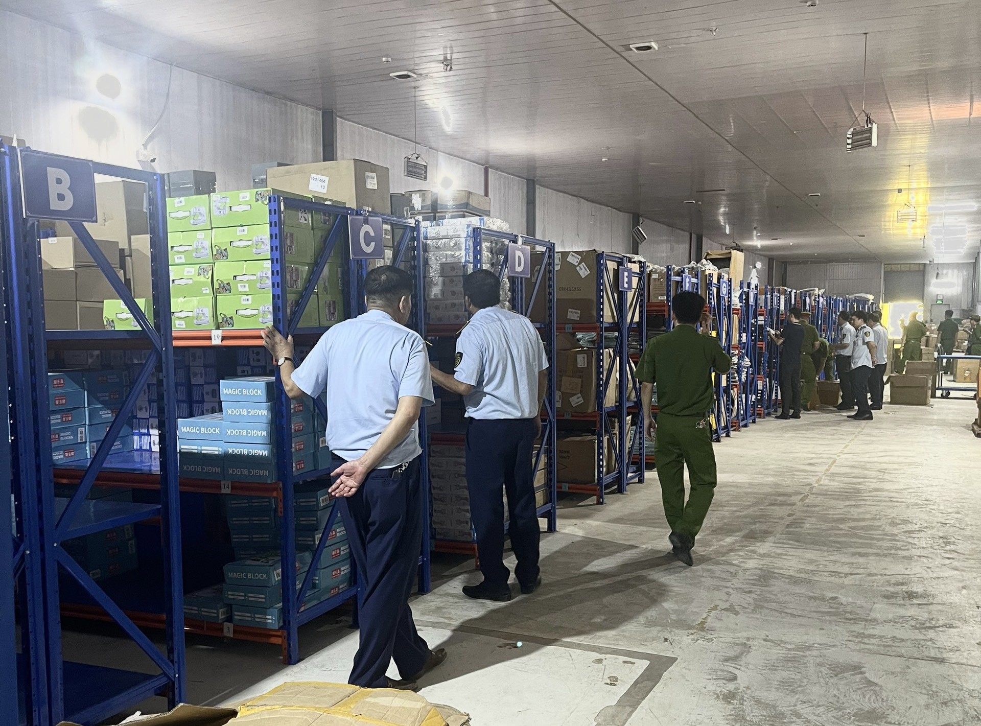 Bắc Ninh: Công ty Việt Tường Thuận bị xử phạt 360 triệu đồng về hành vi kinh doanh hàng hóa nhập lậu và hàng hóa không rõ nguồn gốc, xuất xứ