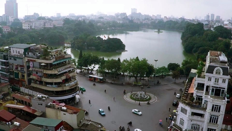 Giá đất tại quận Hoàn Kiếm, nơi vừa có thông tin sáp nhập đang cao đến mức nào?